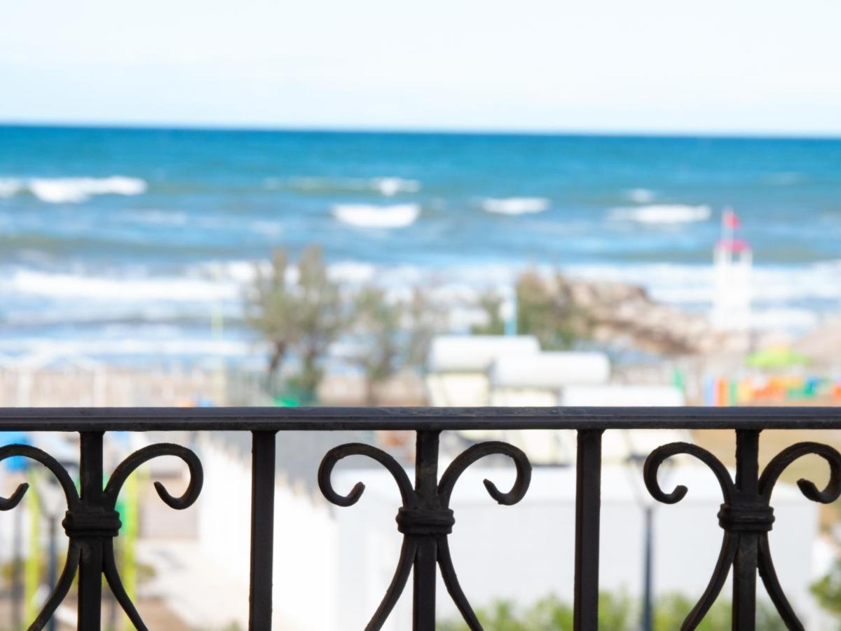 Hotel Merano Misano Adriatico Eksteriør bilde